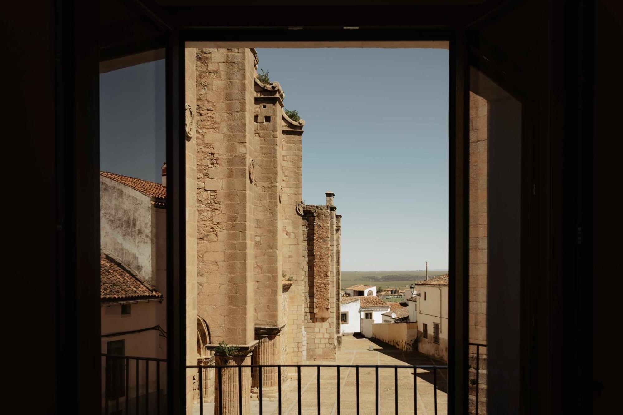 Apartmán Portal De Santiago Caces Exteriér fotografie